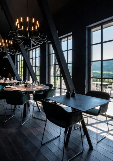 Una sosta tra lago e colline